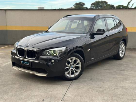 BMW X1 2.0 18I S-DRIVE 4X2 16V GASOLINA 4P AUTOMÁTICO BMW X1 2.0 18I S-DRIVE 4X2 16V GASOLINA 4P AUTOMÁTICO